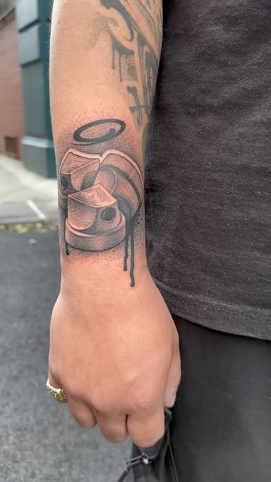 Skinny Cream Caps for my good friend @huetek in NYC at @hustlebuttertattoogal…